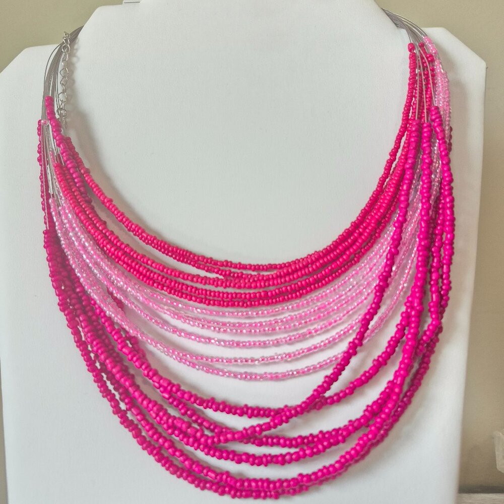 NWT Bold Pink Multi-Tone Seed Bead Wire Necklace